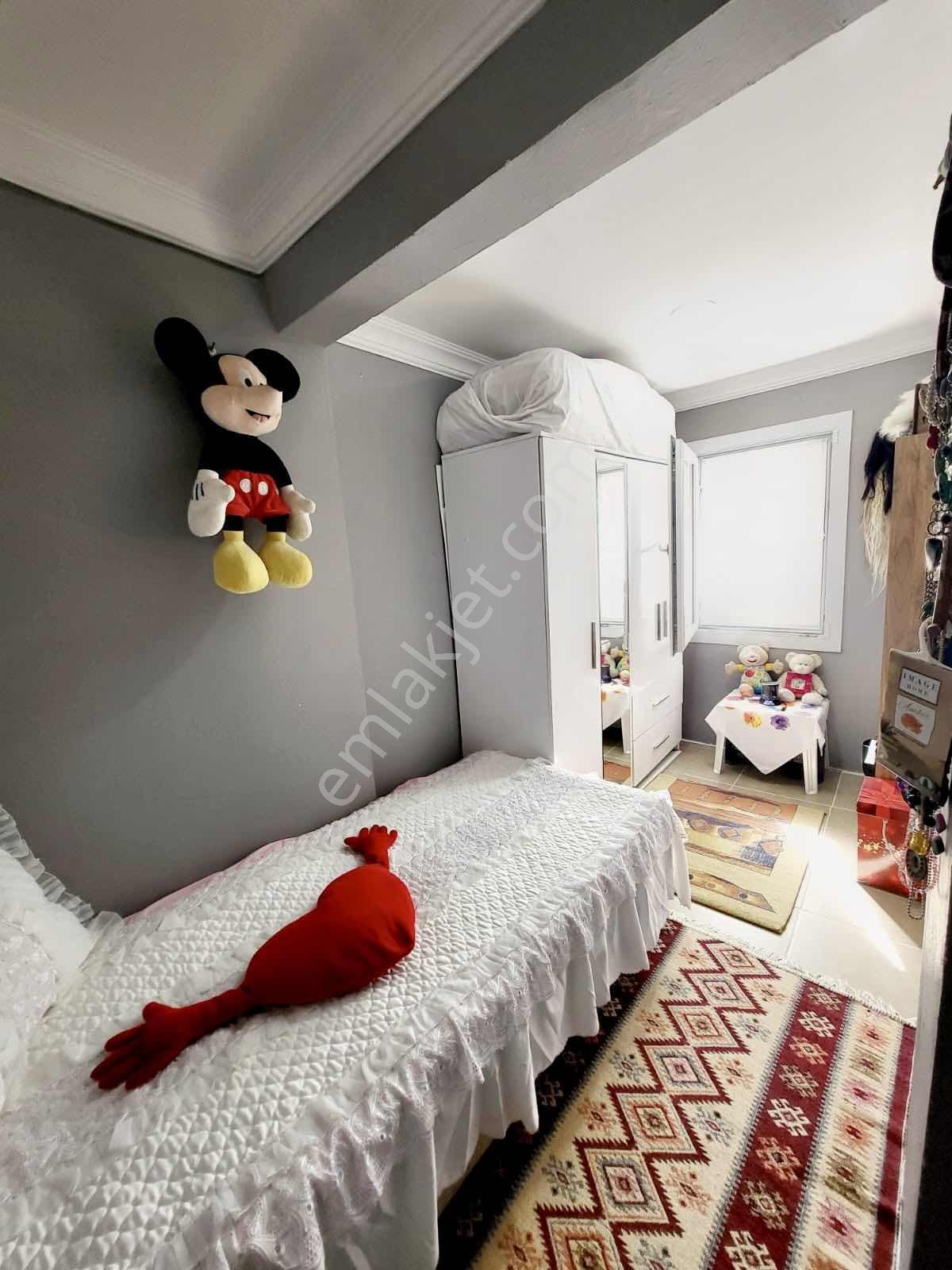 Çeşme Ildır'da Denize Yakın 3+1 Teraslı Site İçi Bahçeli Villa - Görsel 10