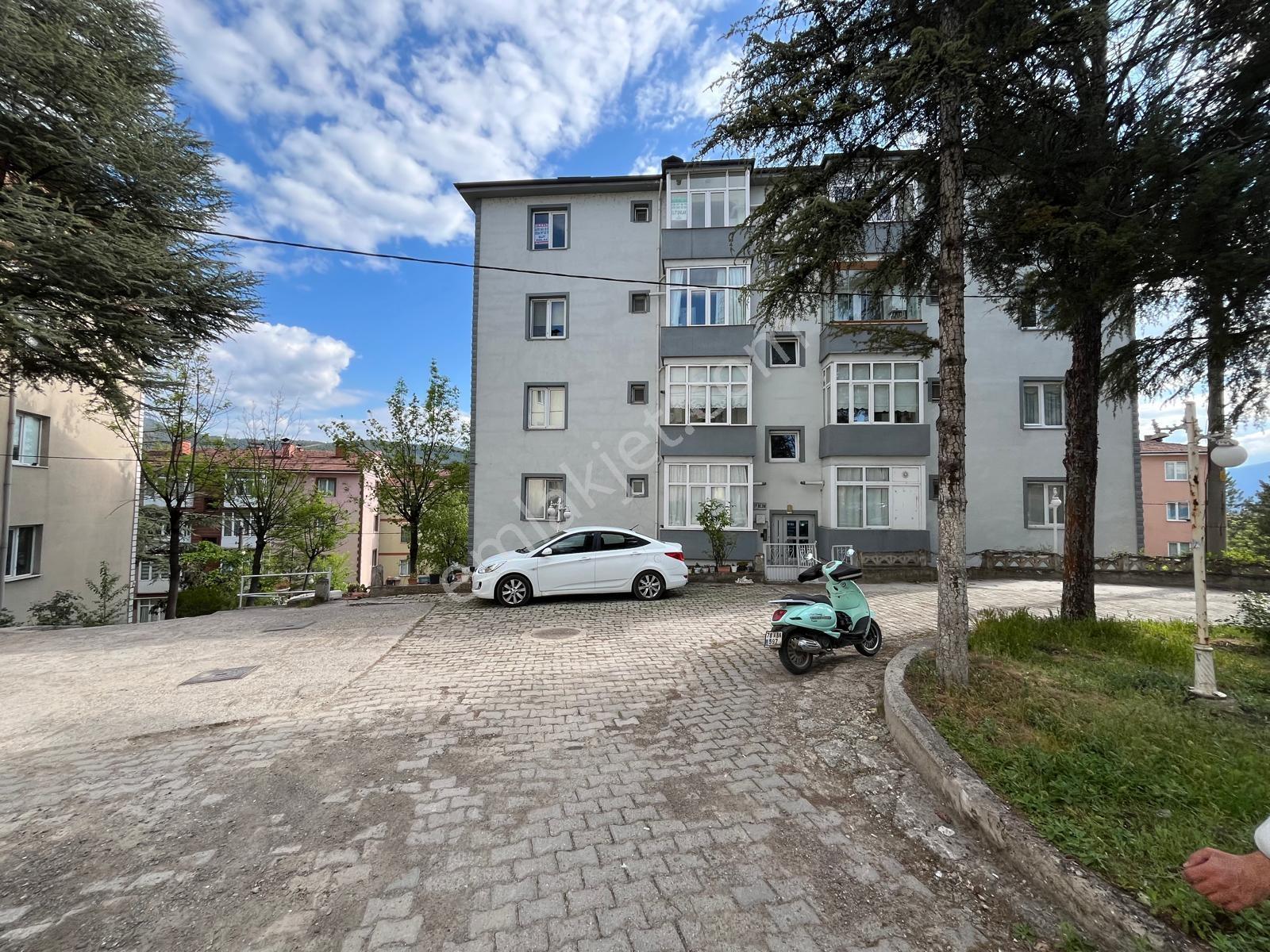 Elit Emlak'tan 100. Yıl Öğretmenler De Kiralık 3+1 Eşyasız Daire