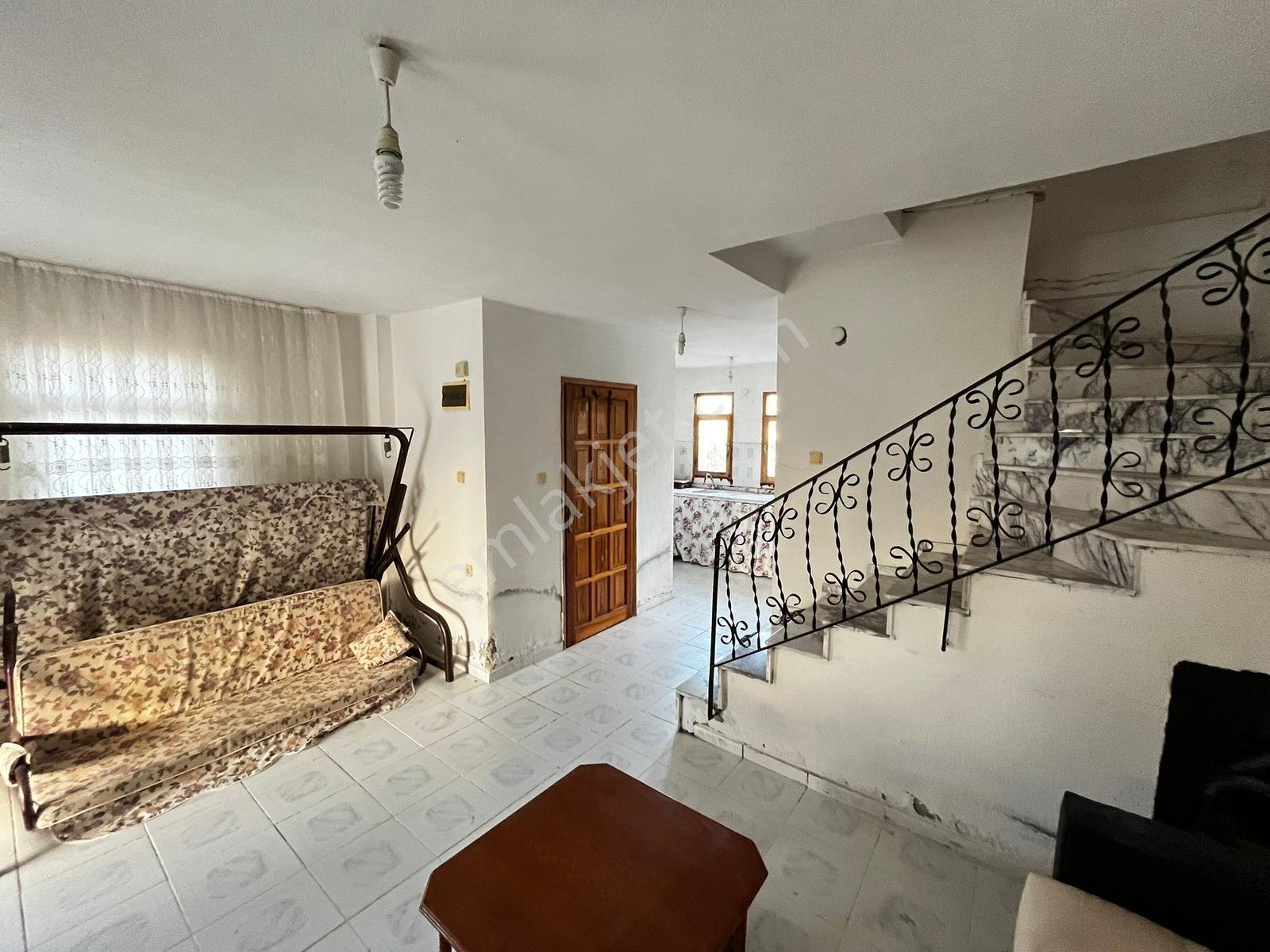 Borsem'den Dikili Cumhuriyet Mah. Denize 600 M. Satılık Villa - Görsel 10