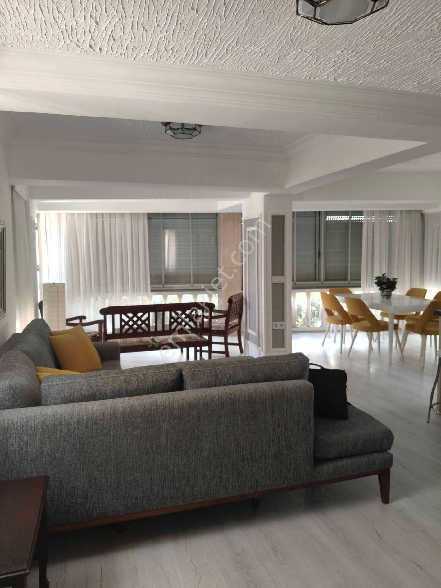 İzmir Menderes Özdere Paşa Plajı'nda 4 Ailenin Kalabileceği Lüks Villa - Görsel 18