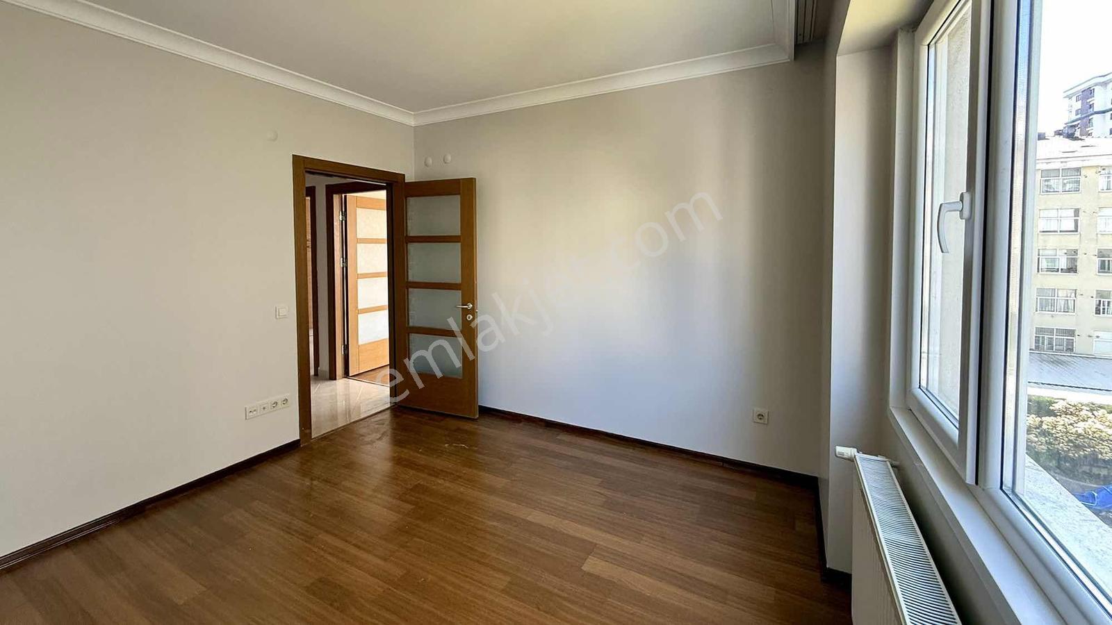 Çolakoğlu Adalıfe | Metroya Komşu | Kiralık 3.5 + 1 Daire - Görsel 32