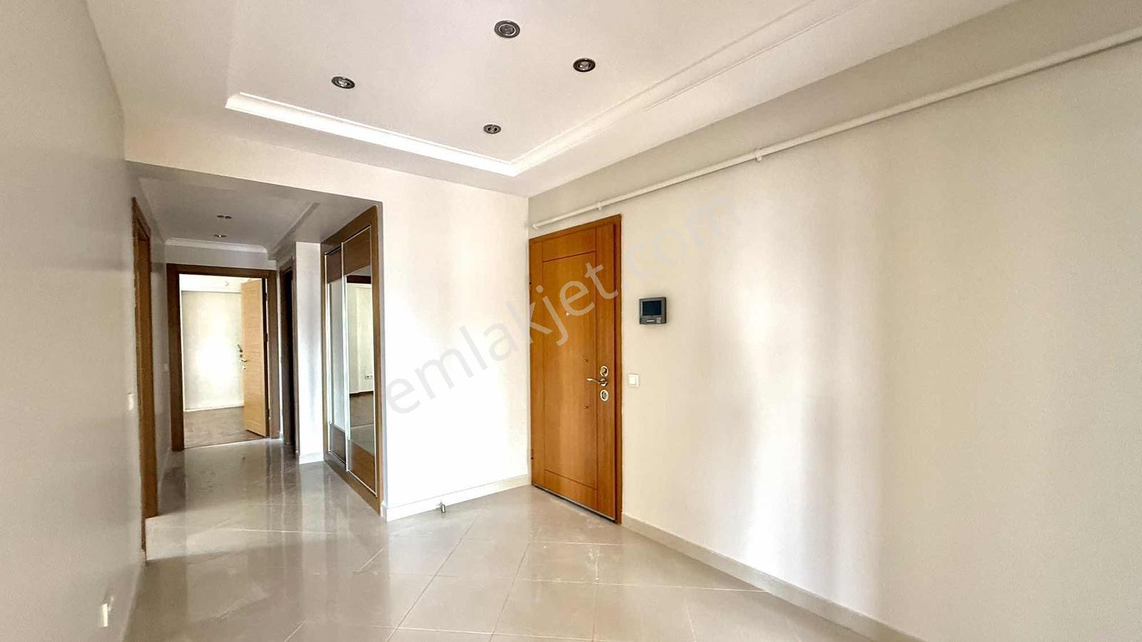 Çolakoğlu Adalıfe | Metroya Komşu | Kiralık 3.5 + 1 Daire - Görsel 15