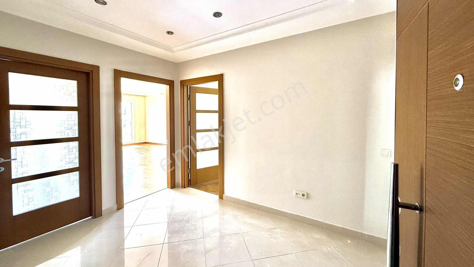 Çolakoğlu Adalıfe | Metroya Komşu | Kiralık 3.5 + 1 Daire - Görsel 2