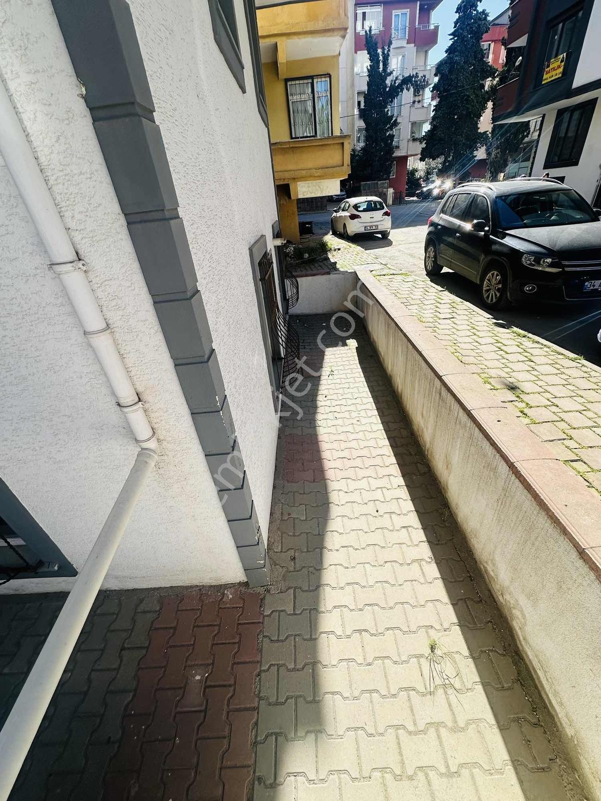 Çekmeköy Cumhuriyet Mah. Ormanköye Komşu Satılık 1+1 Geniş Daire - Görsel 2