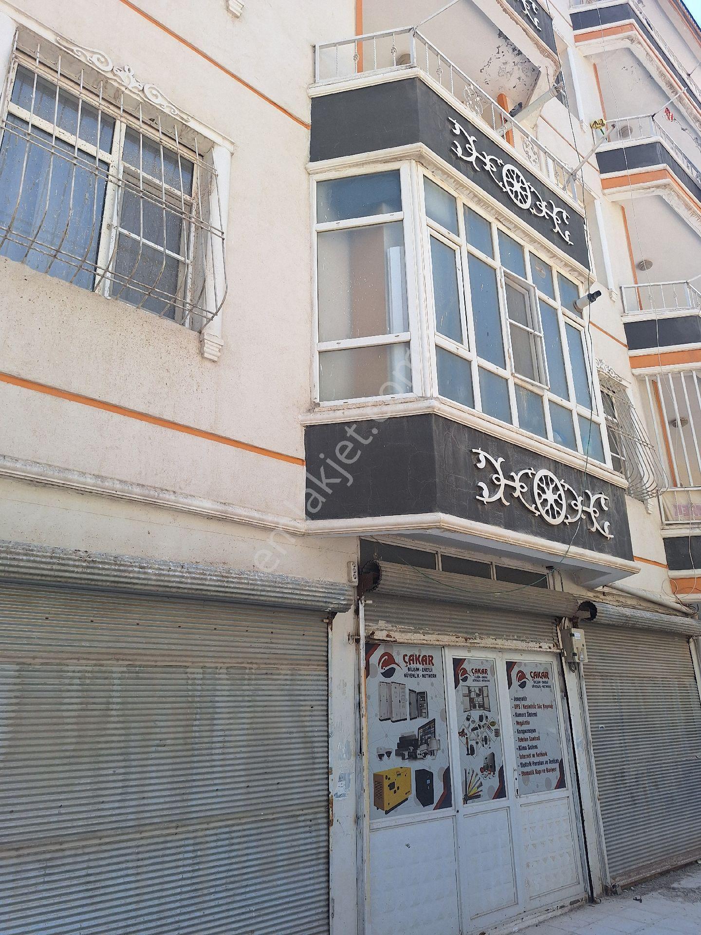 Değer Emlak'tan 60 M2 Dükkan - Görsel 2