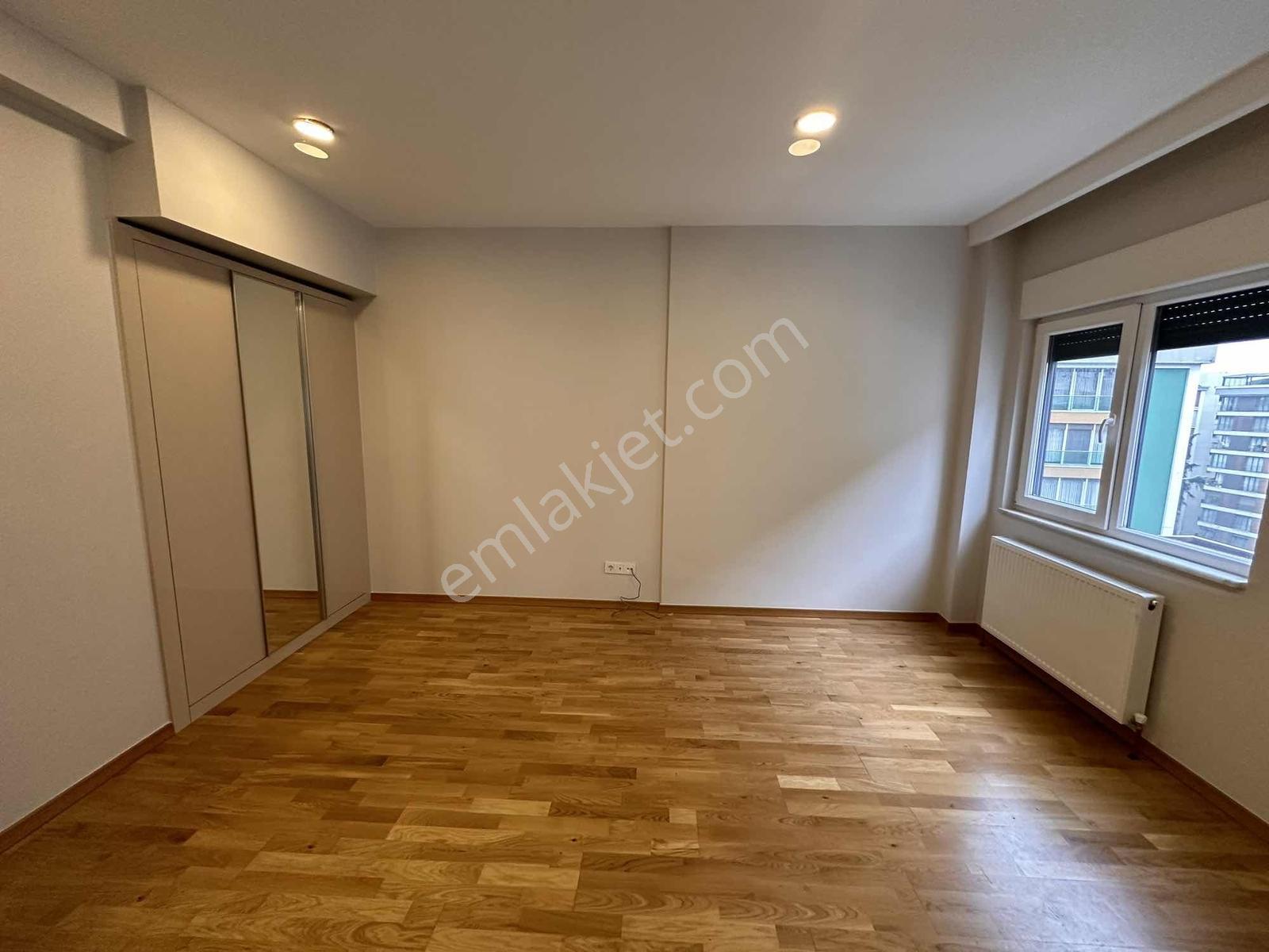 Caddebostan Sahilde Yeni Bina 1+1 60 M2 Ebeveynli Boş - Görsel 13