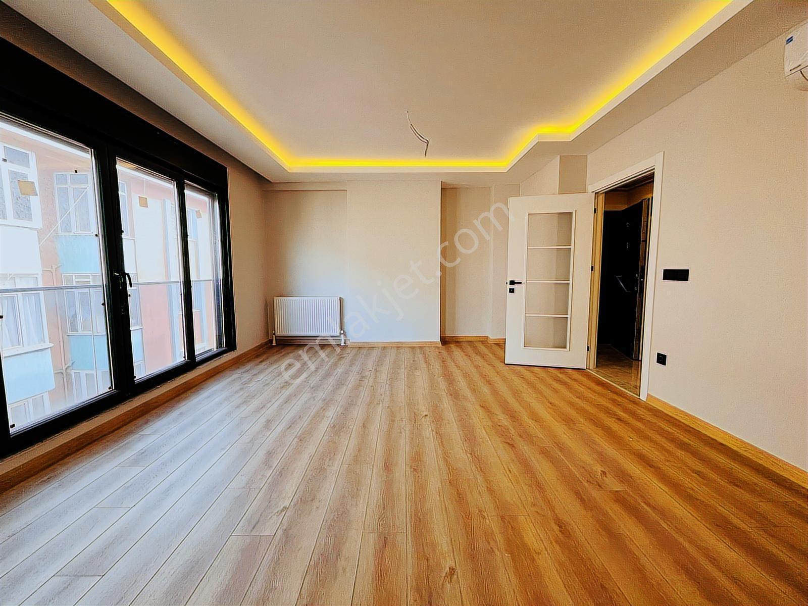 Lf İmaj Göztepe'de Sıfır Binada Balkonlu Ebeveynli Geniş 3+1 Lüx - Görsel 8