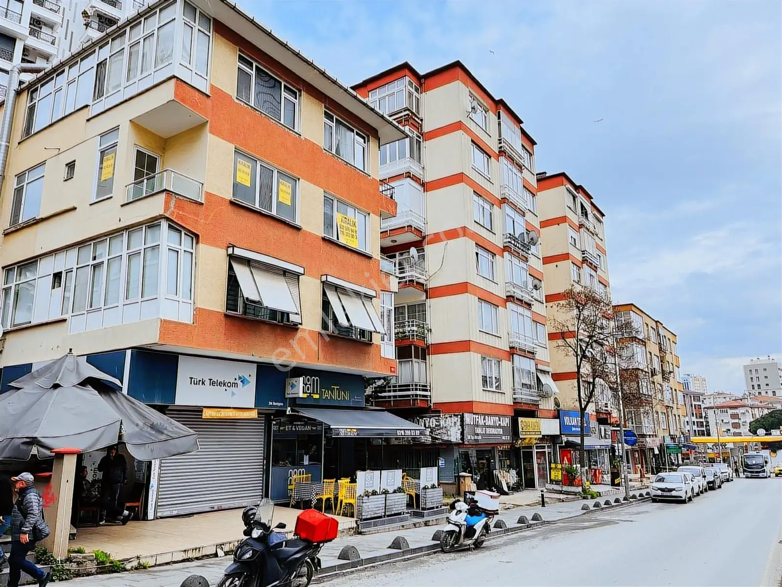 Lf İmaj Bostancı Minibüs Caddesi Üzerinde Balkonlu Geniş 2+1 - Görsel 3