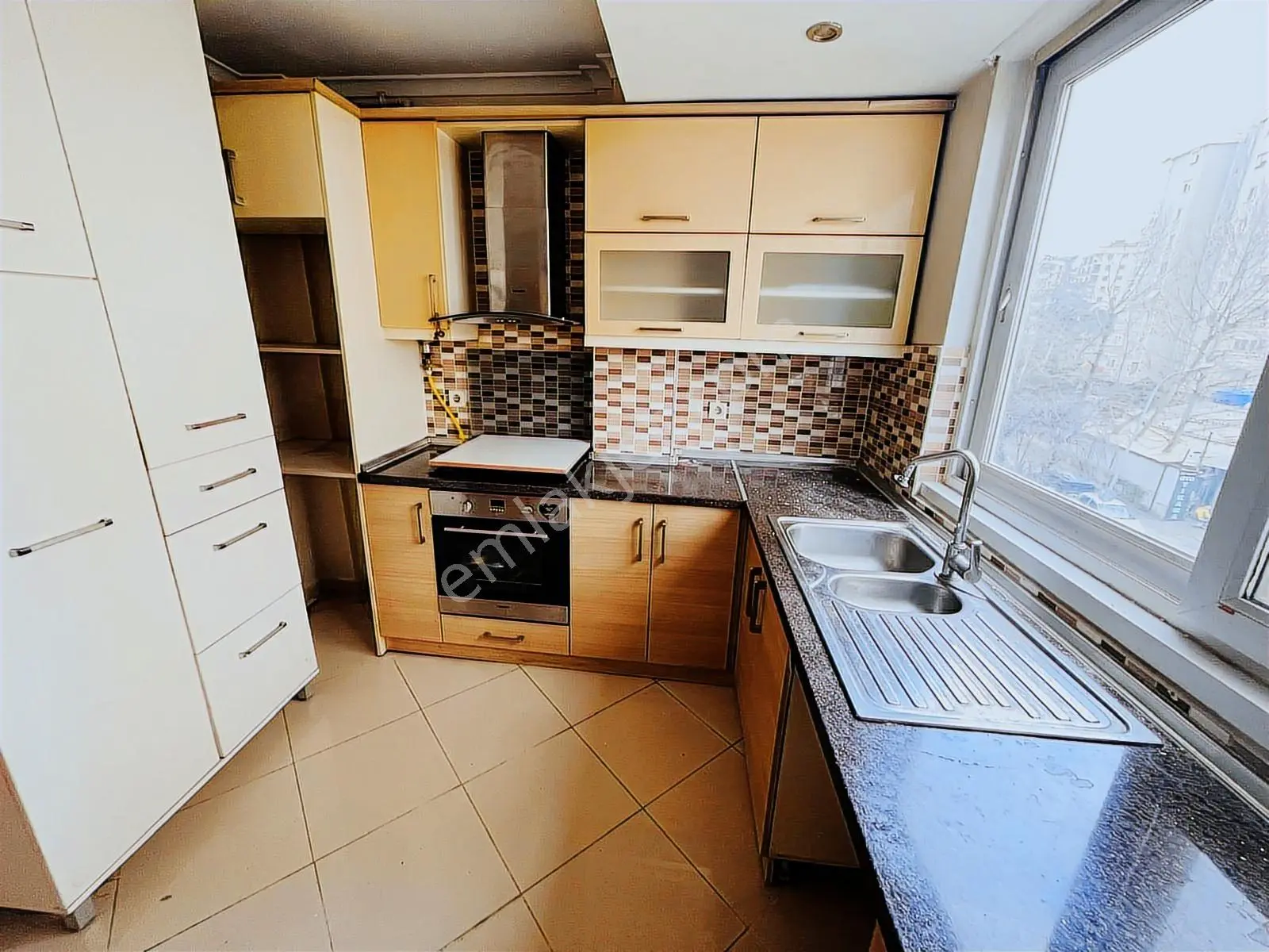 Lf İmaj Bostancı Minibüs Caddesi Üzerinde Balkonlu Geniş 2+1 - Görsel 35