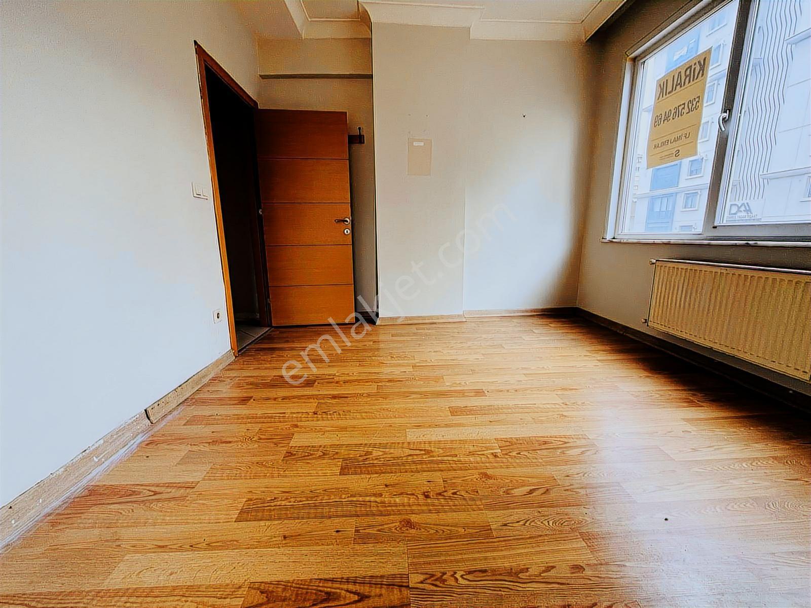 Lf İmaj Bostancı Minibüs Caddesi Üzerinde Balkonlu Geniş 2+1 - Görsel 26