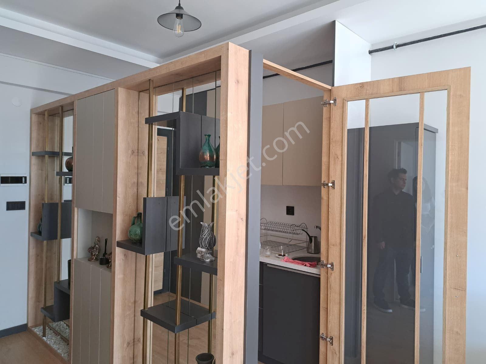Nilüfer Özlüce Bulvar Ceylan Plus Kiralık Ofis Mobilyalı 1+1 - Görsel 6