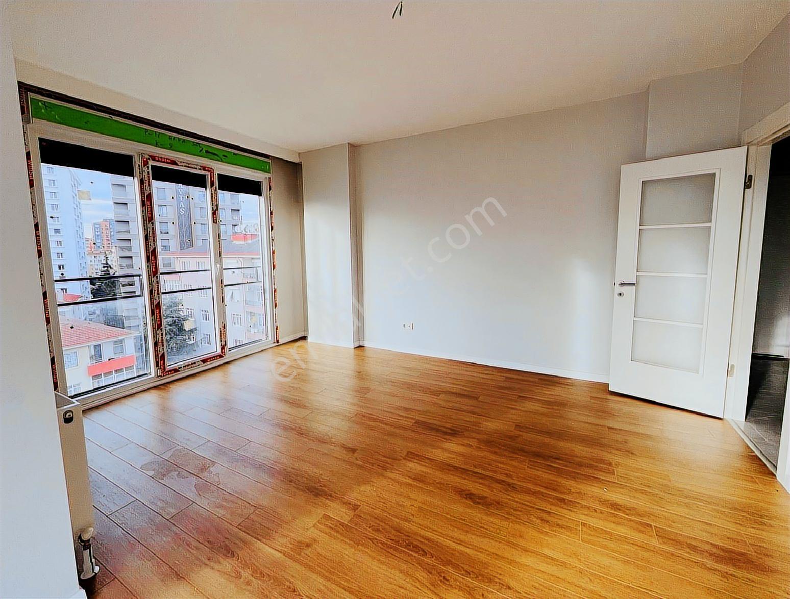 Lf İmaj Bostancı Şenesenevlerde Sıfır Bina 3+1 Balkonlu Boş Lüx - Görsel 12