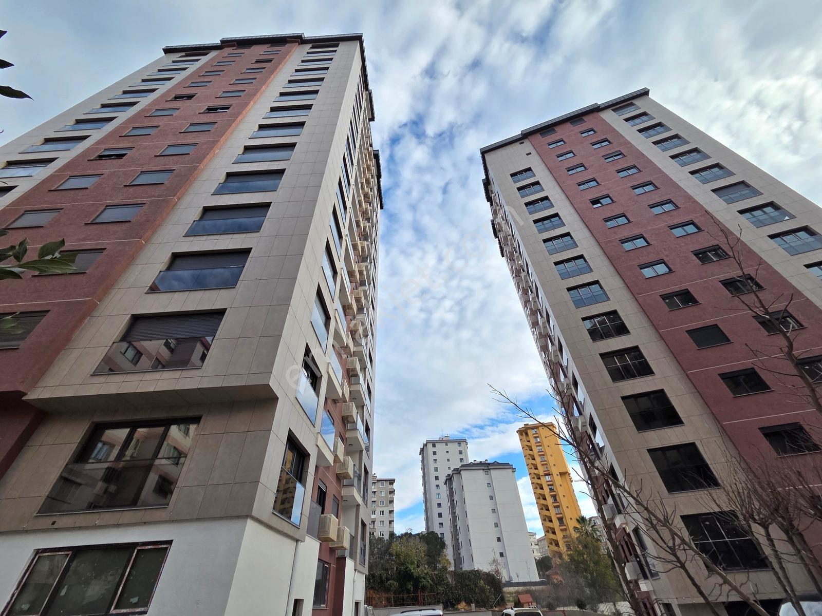 Lf İmaj'dan- Balkonlu Kapalı Havuzlu, Çift Banyo (2+1) Akıllı Ev