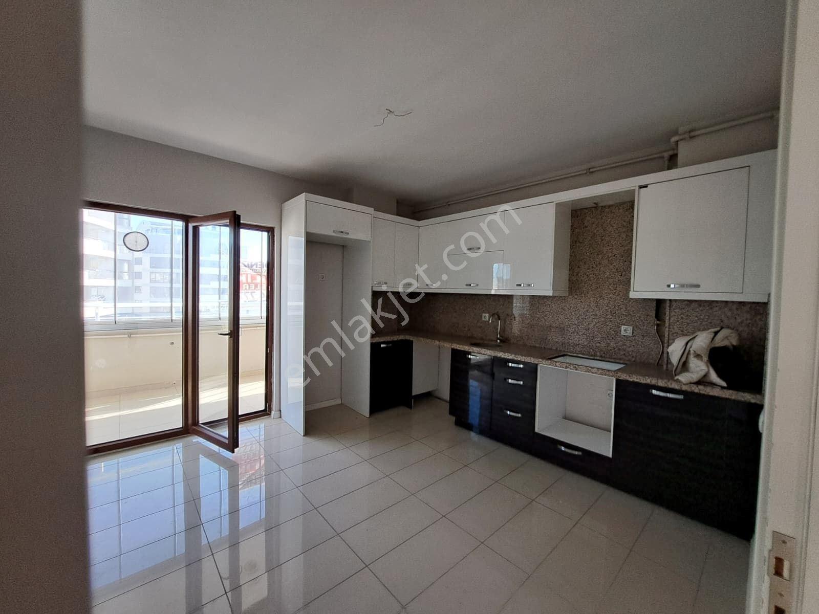 Özlüce Bulvarında Satılık Ofis Büro 3+1 160 M2 Daire - Görsel 11