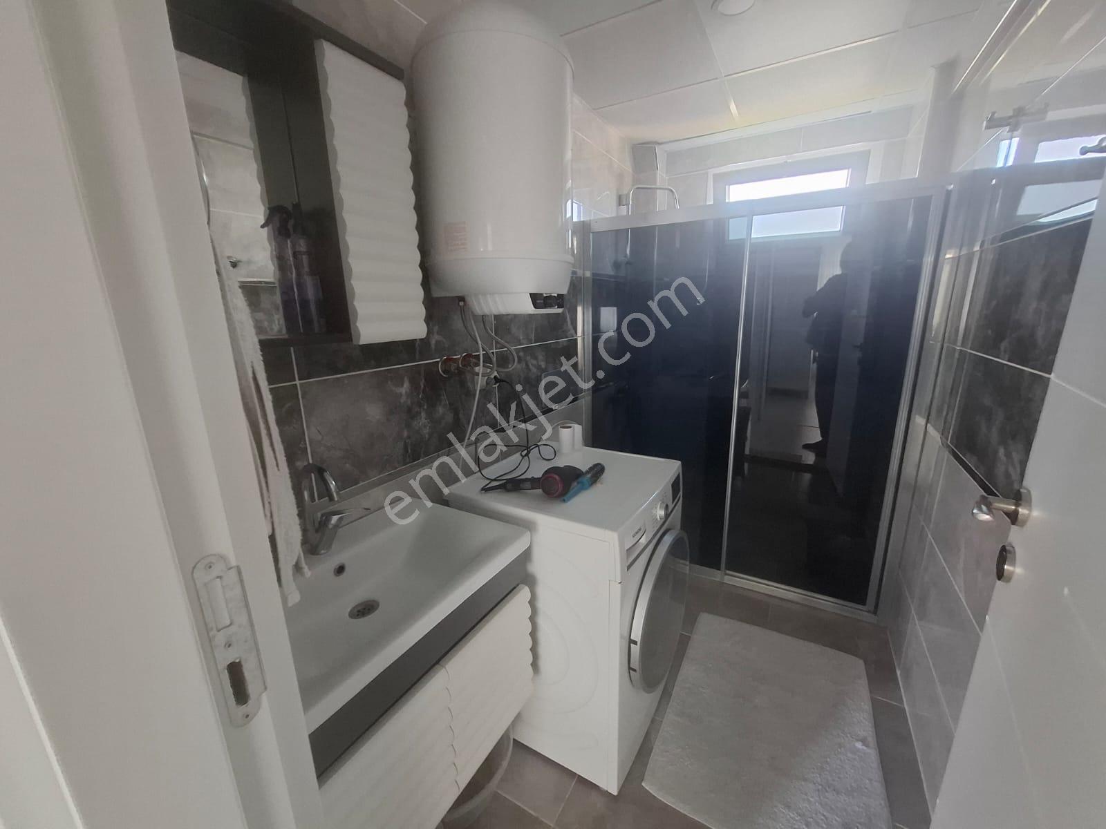 Havuzlu Sitede Aileye Uygun 6 Kişilik Günlük Kiralık Daire - Görsel 10