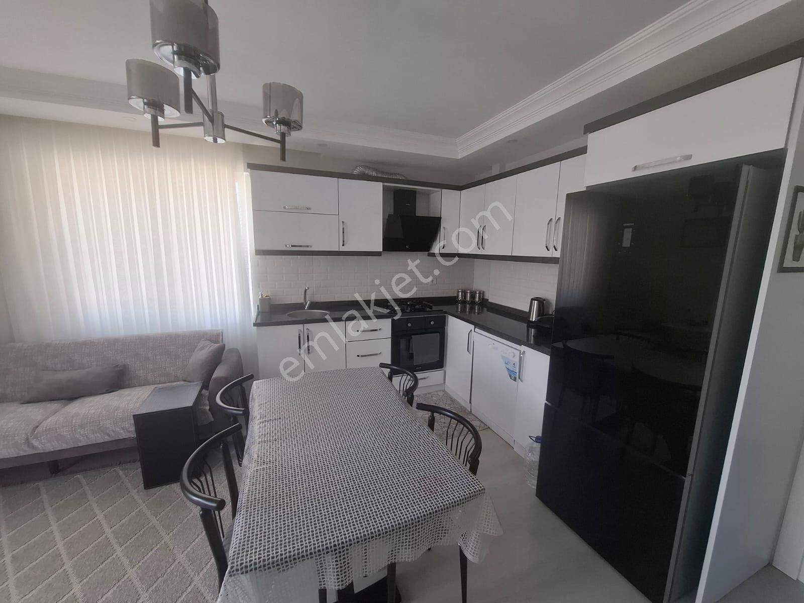 Havuzlu Sitede Aileye Uygun 6 Kişilik Günlük Kiralık Daire - Görsel 16