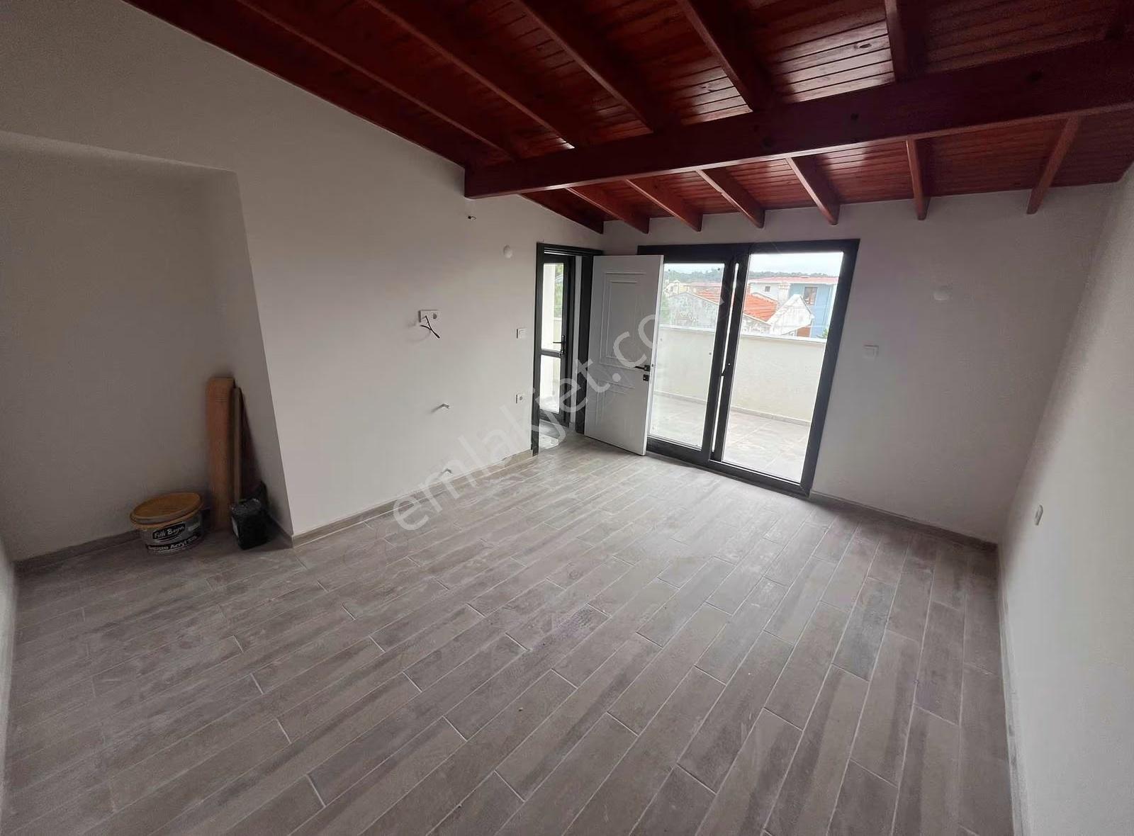 Denize 300 Metre Daire Fiyatına Villa (teklife Açık) - Görsel 16