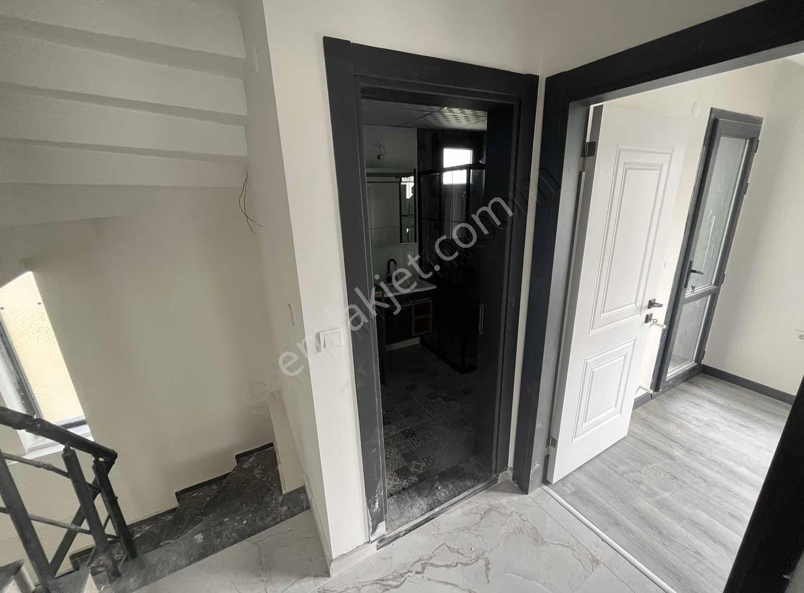 Denize 300 Metre Daire Fiyatına Villa (teklife Açık) - Görsel 8