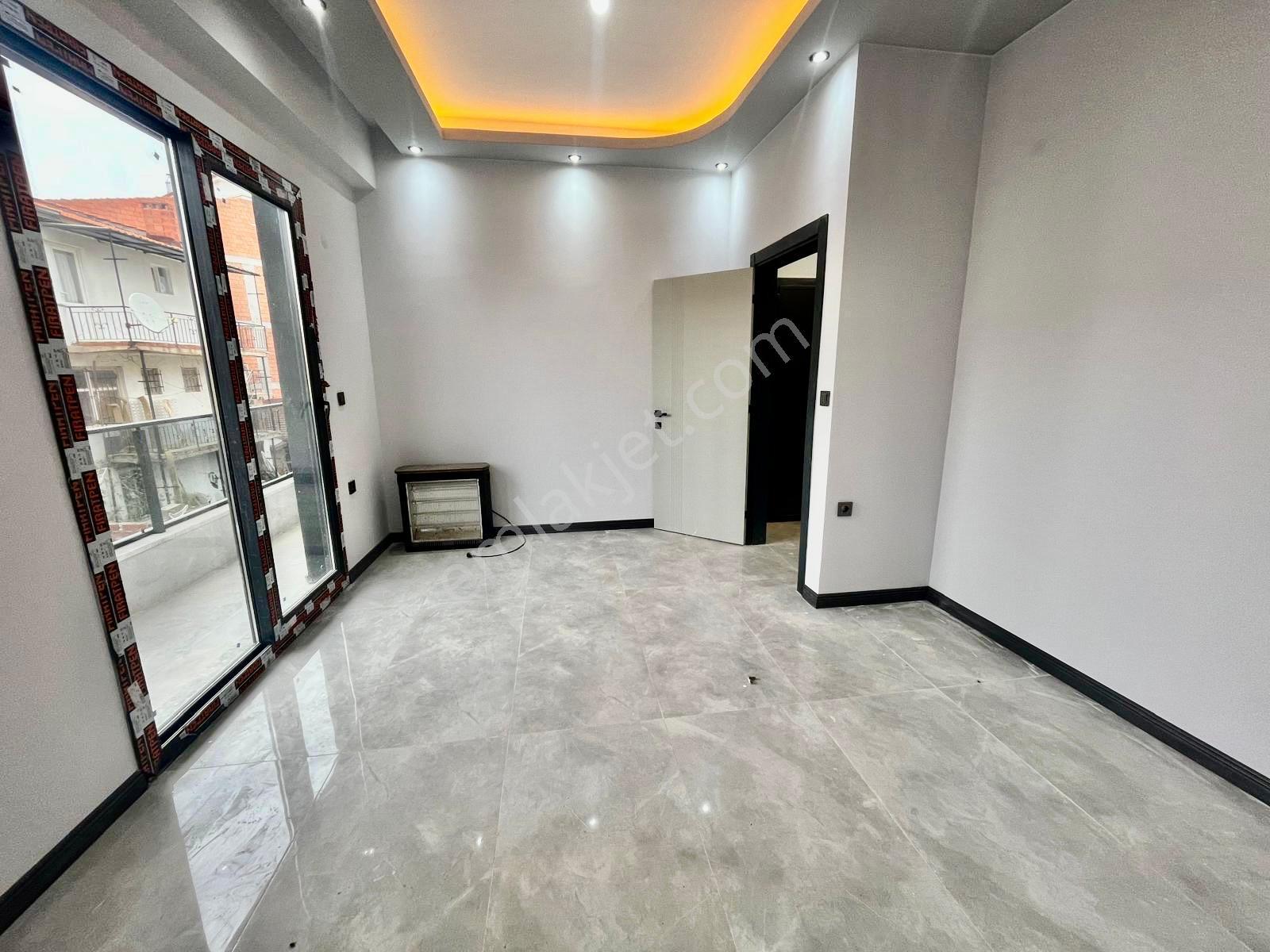 ꧁ay Emlaktan꧂tuzcumuratta Muhteşem Konumlu Arakat Ön Cephe Satılık 2+1 Lüx Daire - Görsel 8
