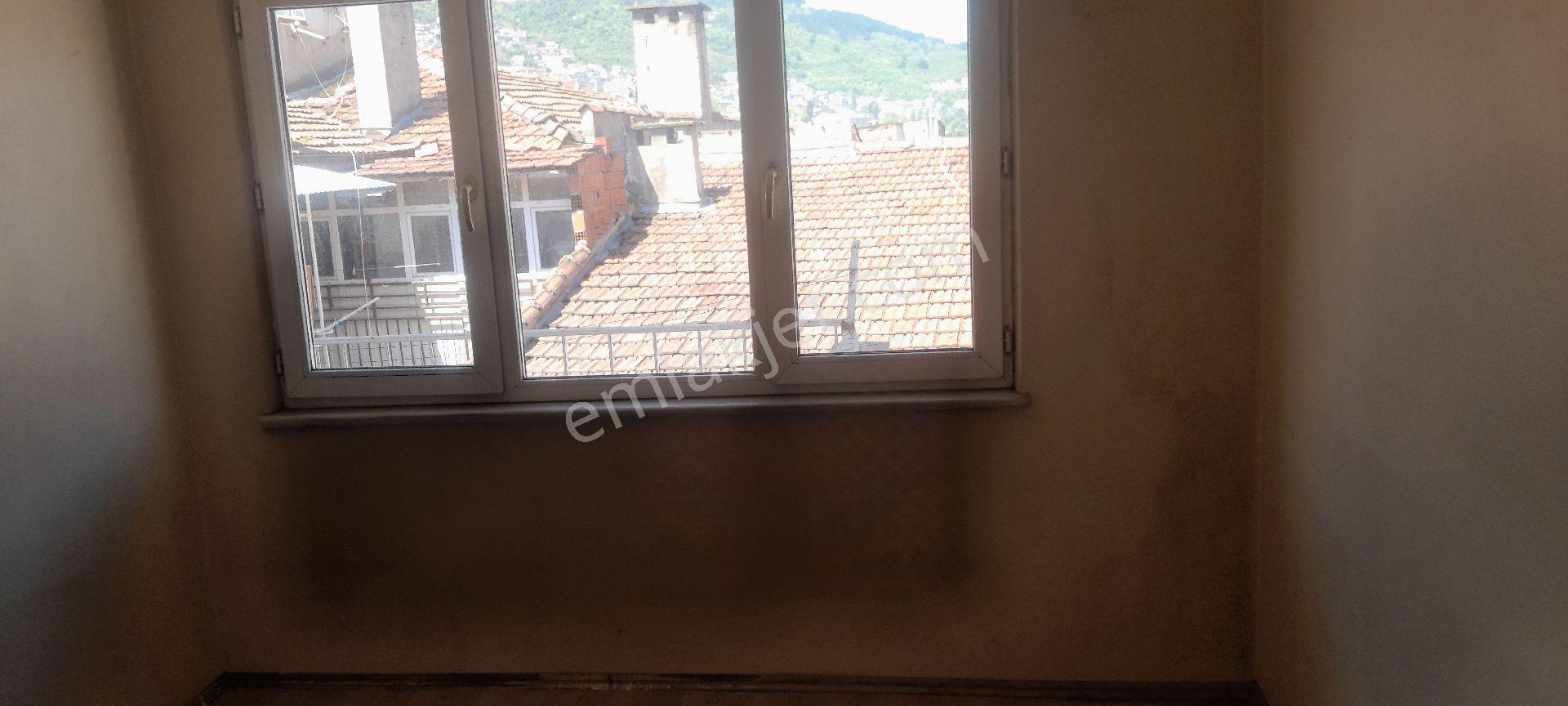 Manzaralı Balkonlu Sonkat D.gaz Sobalı Satılık Dairee - Görsel 18