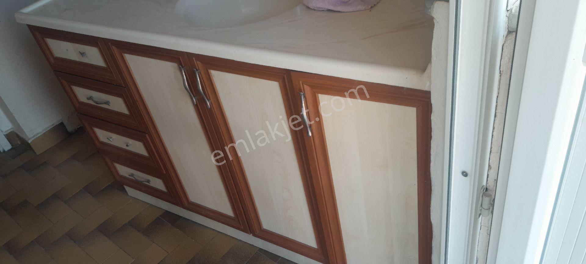 Manzaralı Balkonlu Sonkat D.gaz Sobalı Satılık Dairee - Görsel 24