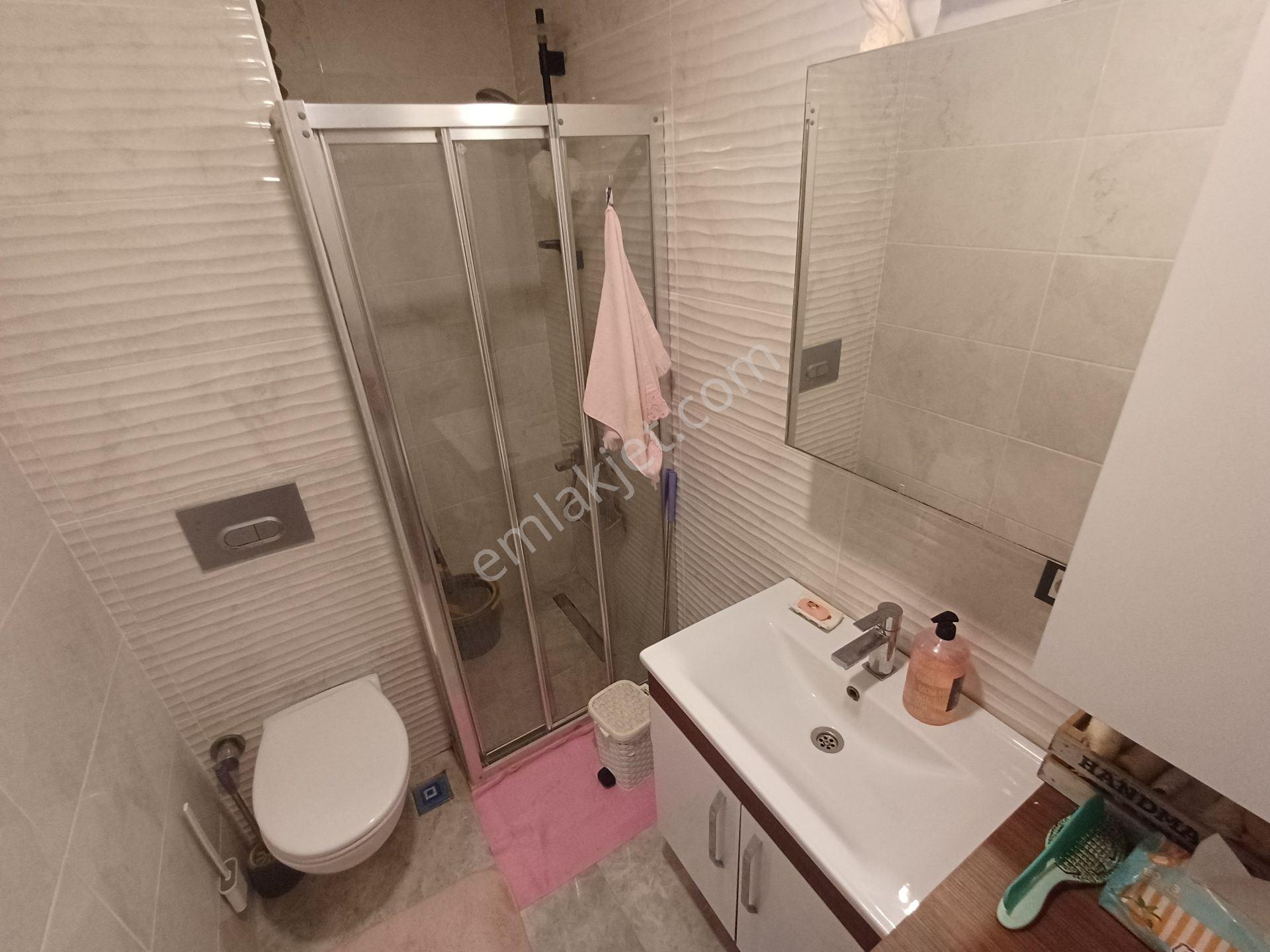 Kuşadası Doğalgaz Isıtmalı Havuzlu Sitede Daire Satılıktır - Görsel 27