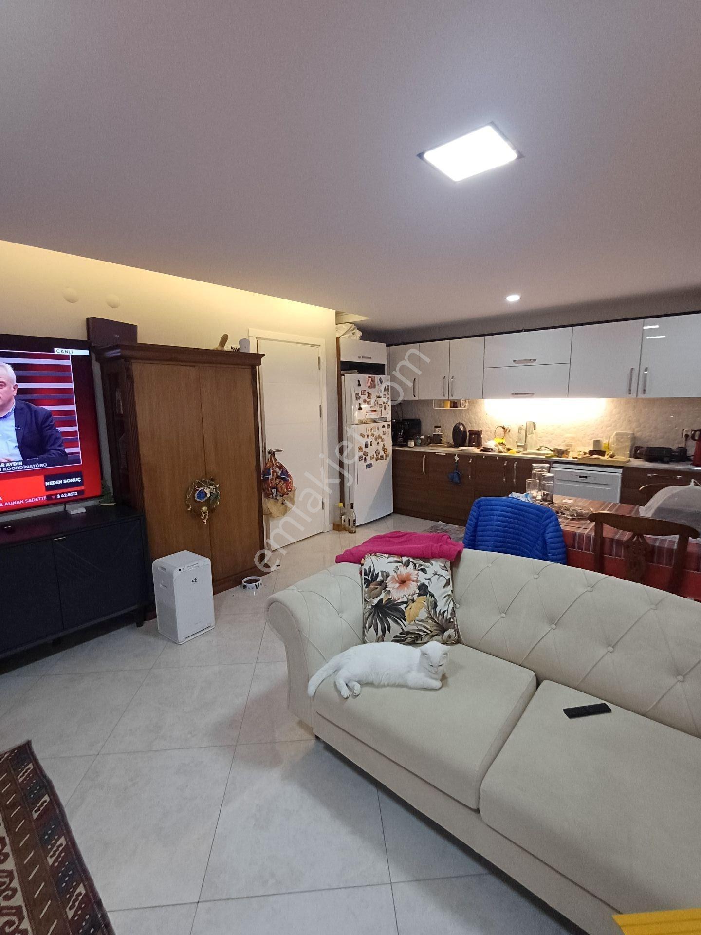 Kuşadası Doğalgaz Isıtmalı Havuzlu Sitede Daire Satılıktır - Görsel 15