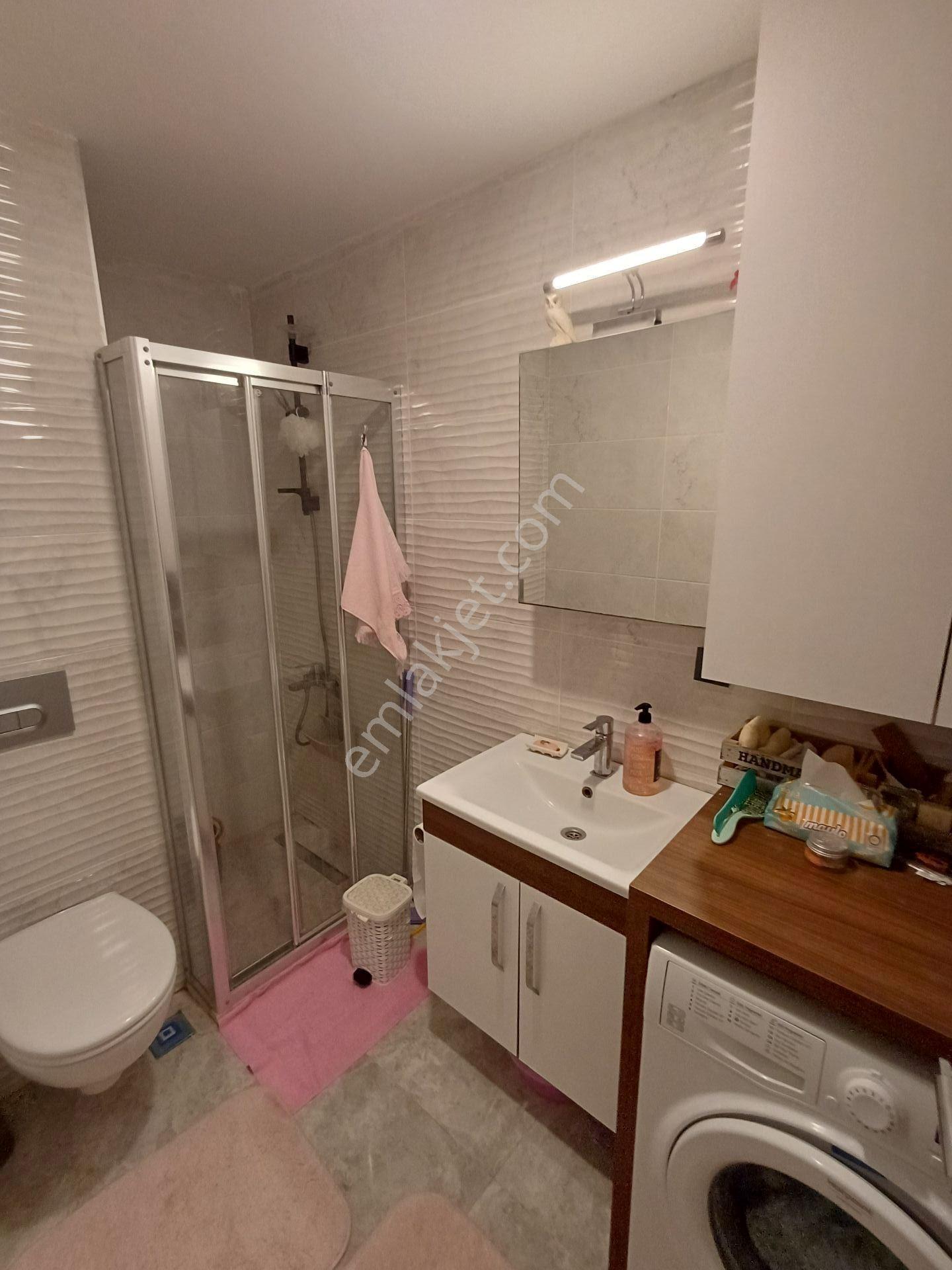 Kuşadası Doğalgaz Isıtmalı Havuzlu Sitede Daire Satılıktır - Görsel 24