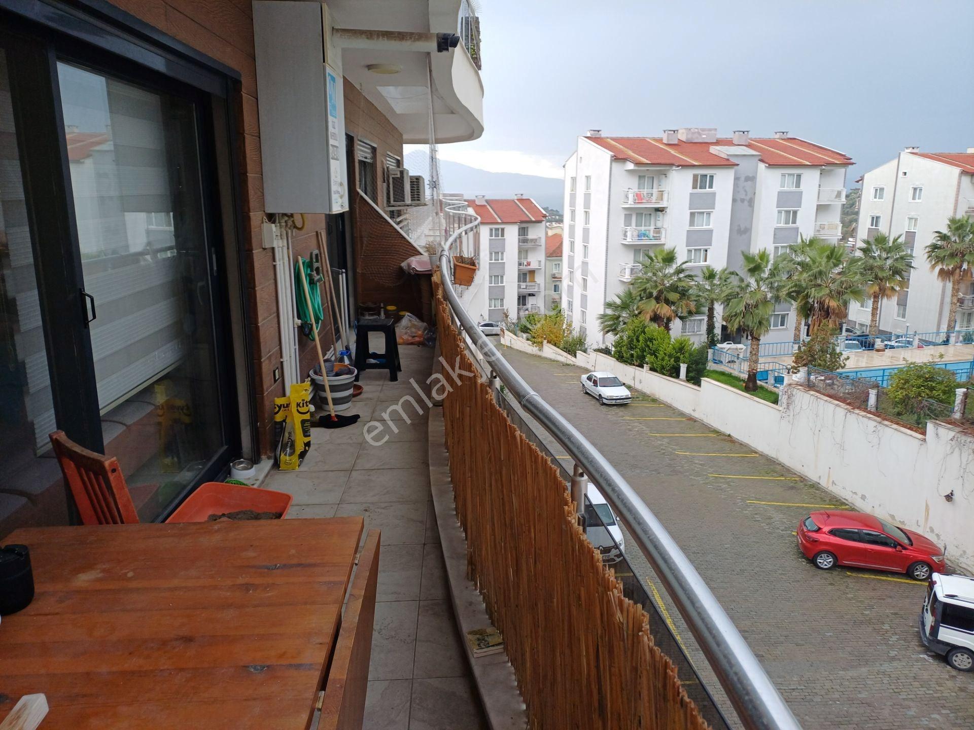 Kuşadası Doğalgaz Isıtmalı Havuzlu Sitede Daire Satılıktır - Görsel 31