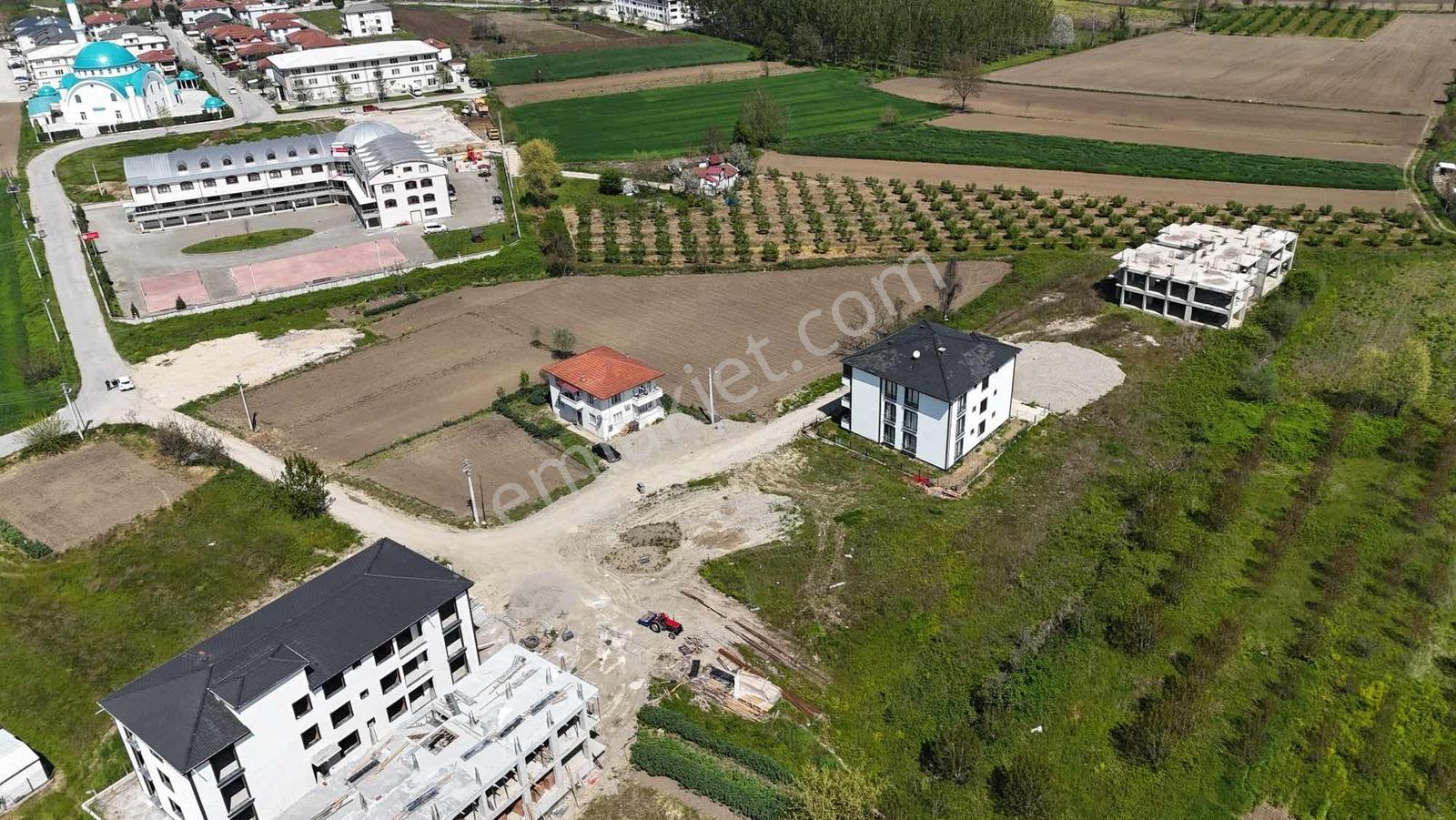 Aker Emlaktan Merkezde Satılık Veya Kat Karşılığı - Görsel 5