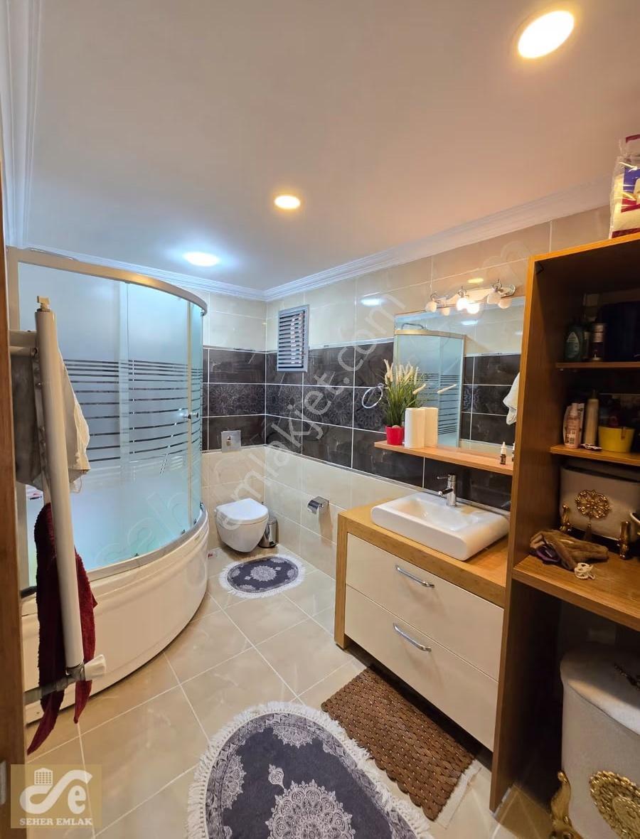 Bayrampaşa 50. Yıl Caddesin De 350m² Satılık 4+2 Emsalsiz Dublex - Görsel 32