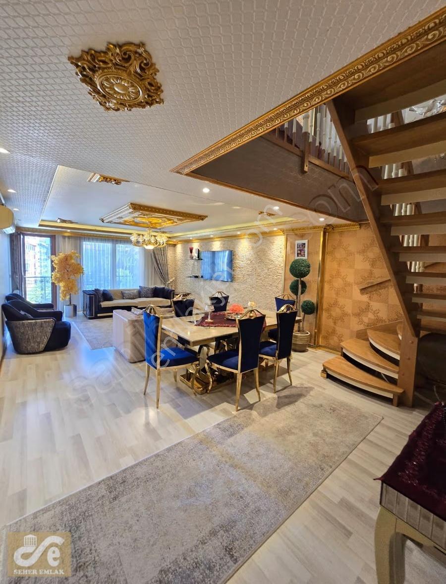 Bayrampaşa 50. Yıl Caddesin De 350m² Satılık 4+2 Emsalsiz Dublex - Görsel 2