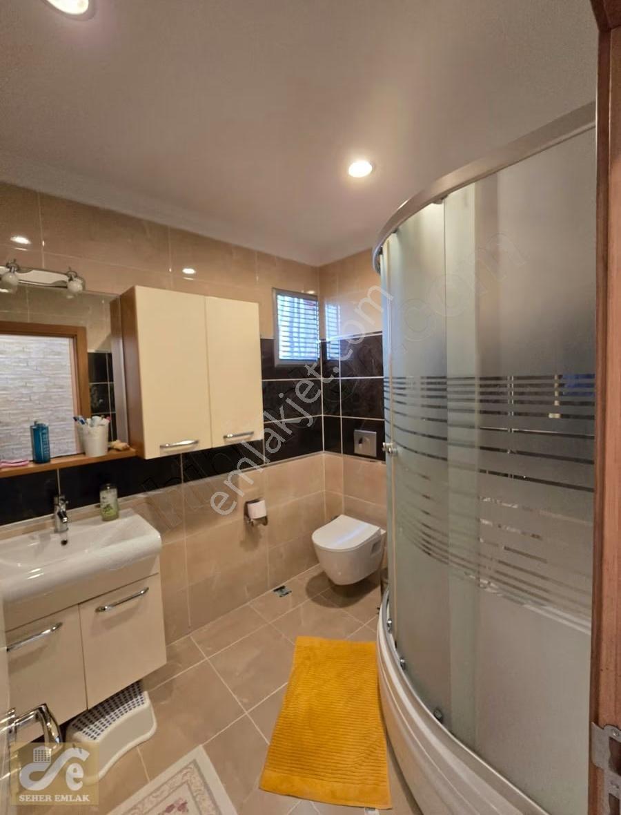 Bayrampaşa 50. Yıl Caddesin De 350m² Satılık 4+2 Emsalsiz Dublex - Görsel 14