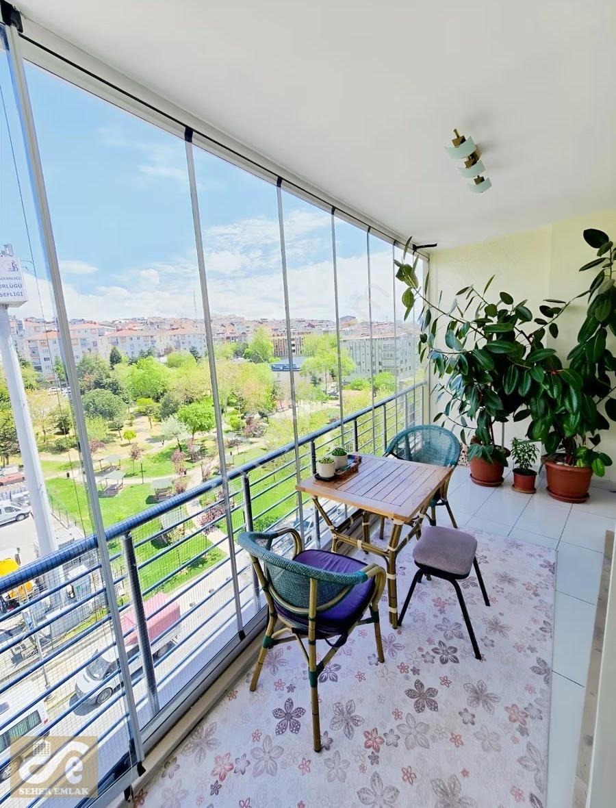 Bayrampaşa 50. Yıl Caddesin De 350m² Satılık 4+2 Emsalsiz Dublex - Görsel 31