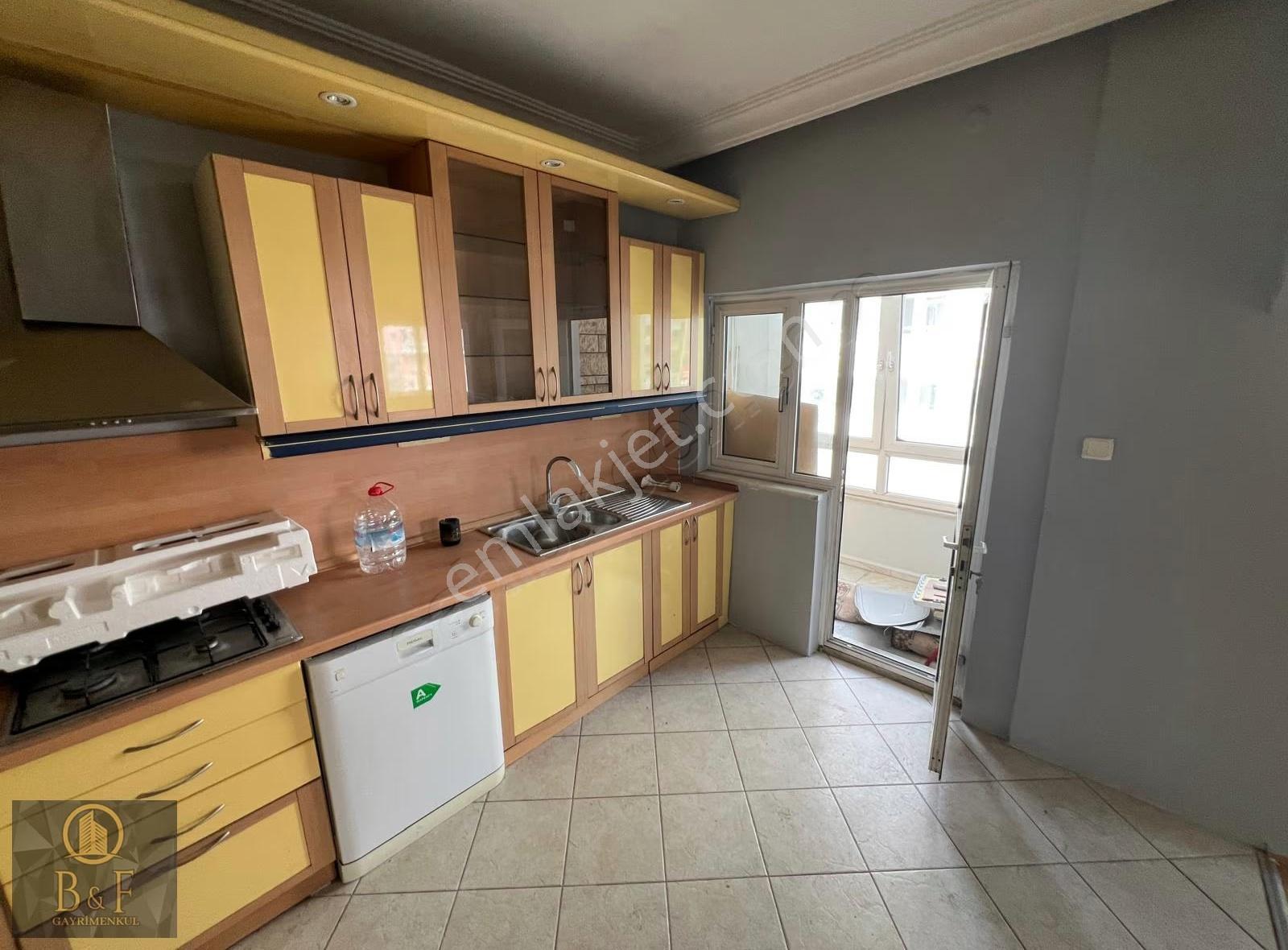 Milas Emek Mahallesinde Kiralık 4+1 Daire - Görsel 14