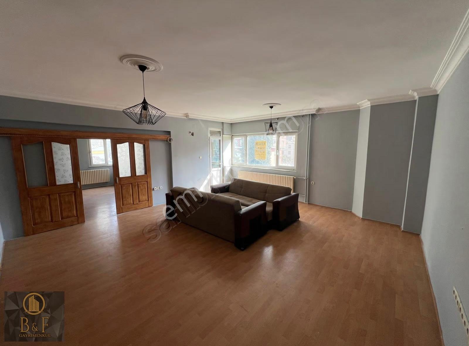 Milas Emek Mahallesinde Kiralık 4+1 Daire - Görsel 4