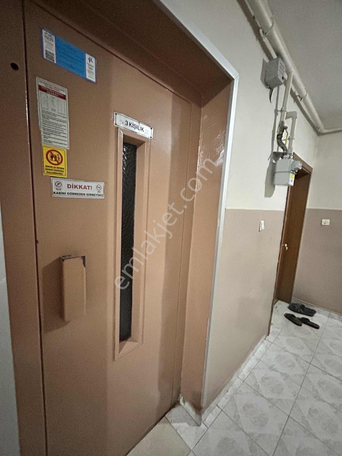Sefaköy Kemalpaşa'da Satılık 2+1 Daire, Metrobüse 5 Dk! - Görsel 13