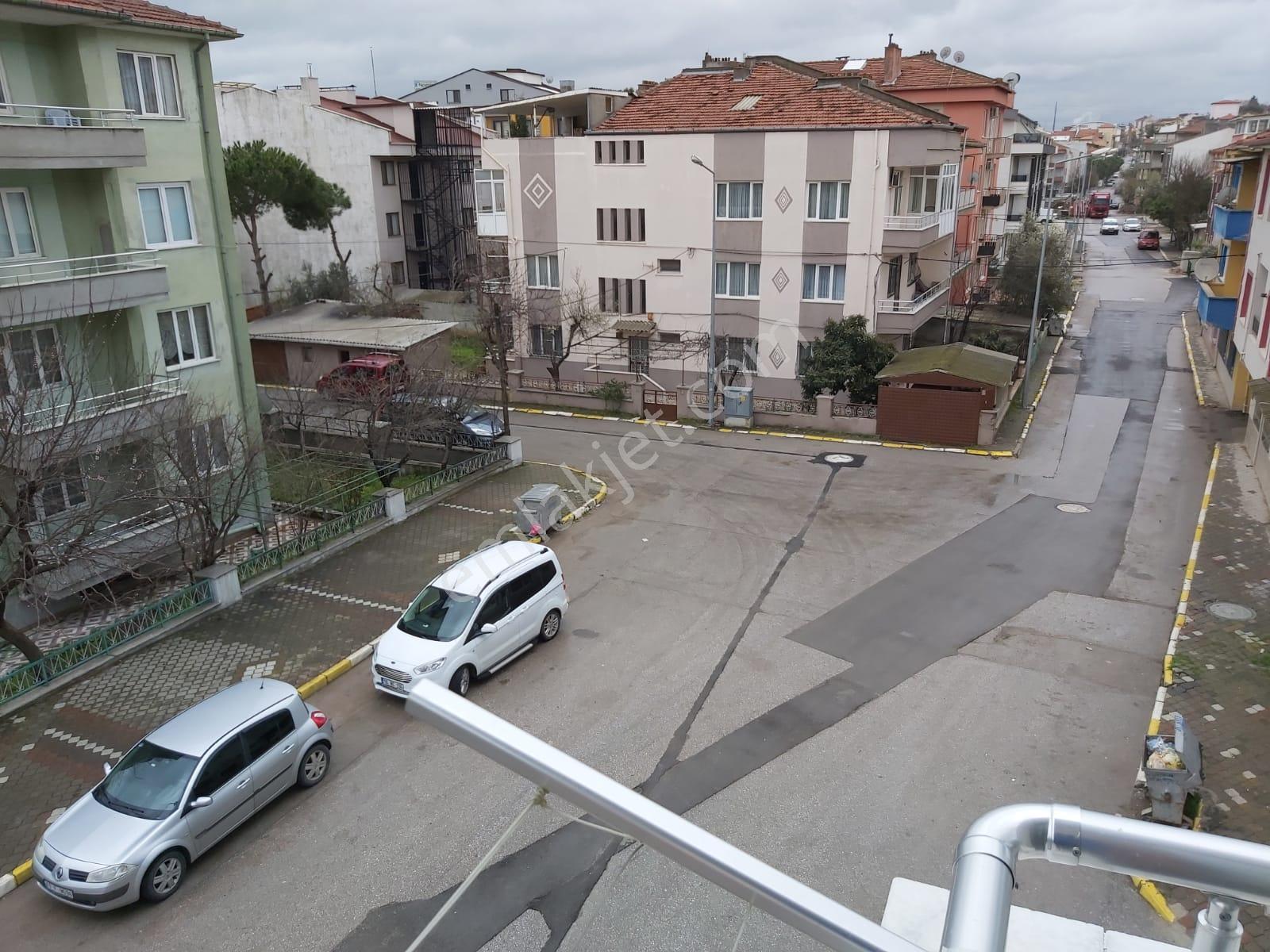 Balıkesir Altıeylül Kasaplar Mah.de Demirdağ Emlak Tan Satılık 1+1 Kombili Ara Kat Daire - Görsel 10
