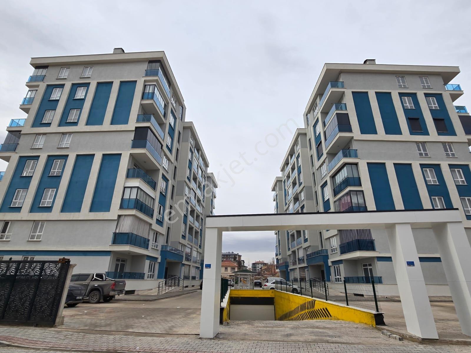 Konya Meram 3+1 Eminevim Birevim Fuzul Uyumlu Sıfır Arakat Daire - Görsel 3