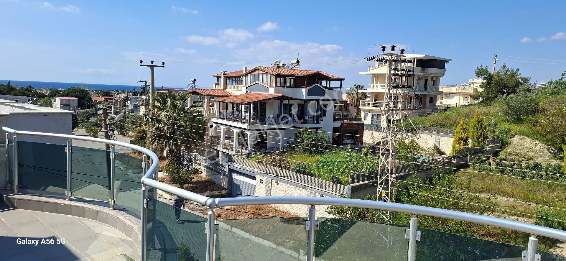 Sahil Sitelerinde 4 Katlı Özel Havuzlu Otoparklı Harıka Konumda Malikhane!! - Görsel 9