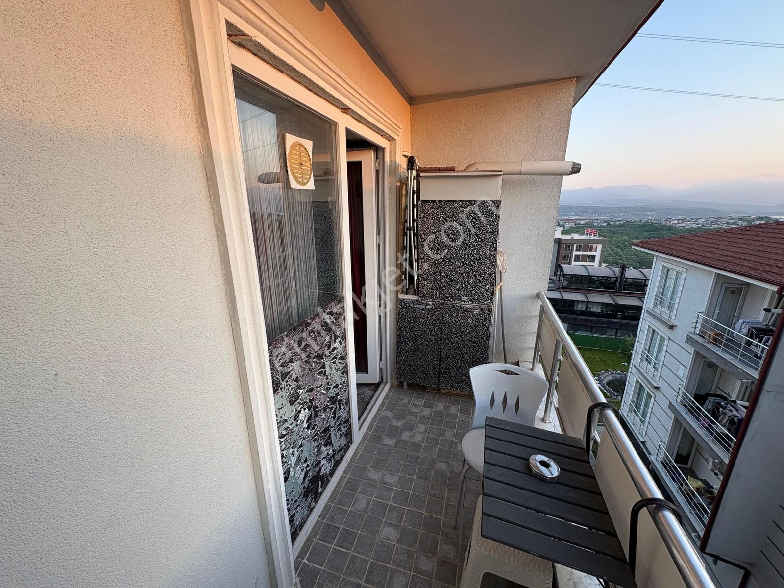 Sakarya Serdivan Siteiçi Havuzlu Kampüse Yakın 1+1 Satılık Daire - Görsel 4