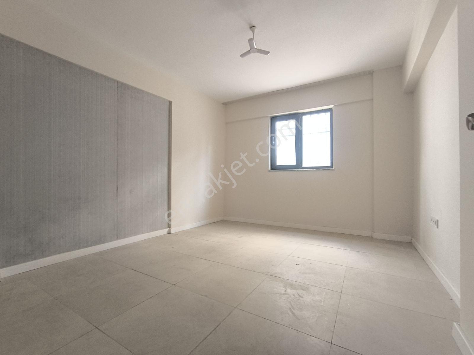 Karahasanlı Mahallesi Yeni Bölge Hastanesi Karşısı 3+1 Kiralık - Görsel 14