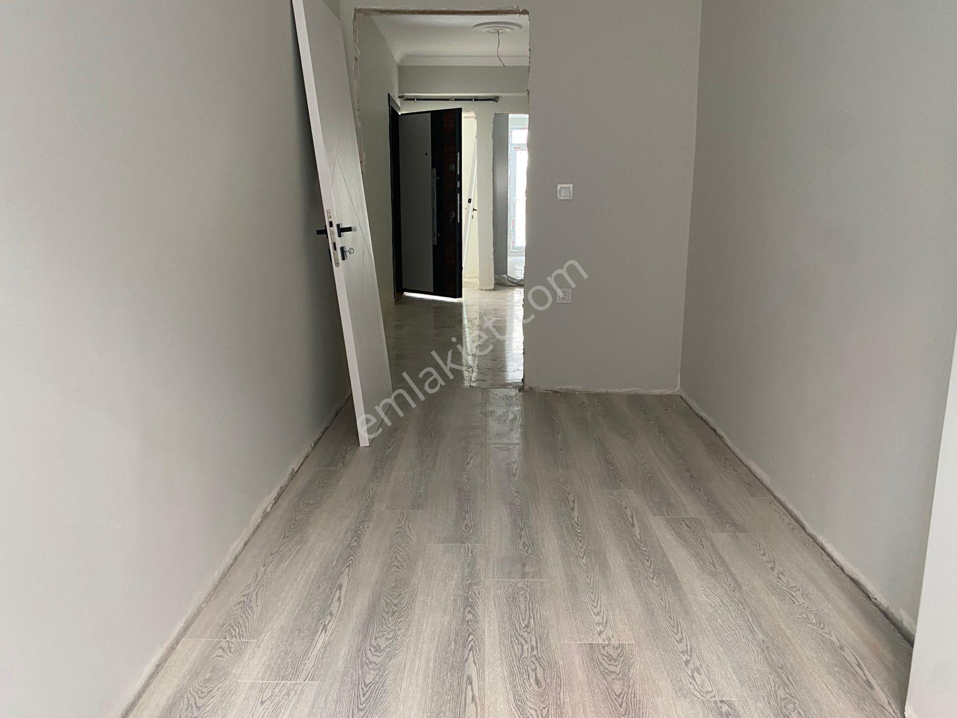 Avrupa Emlak Tan Esenler Tabya Fatih Mah 84m² 2+1 4.kat,asansörlü,tapusu Hazır,satılık Daire - Görsel 9