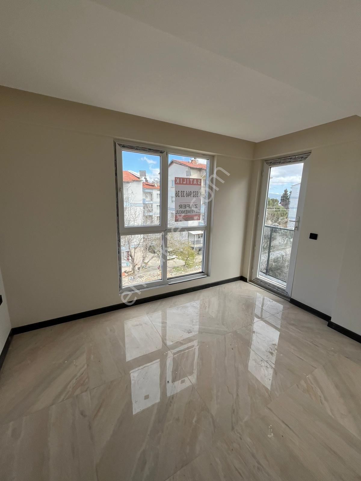 Acıpayam Merkezde Sıfır 1+1 Apart Tapu İskan Var Karta 12 Taksit