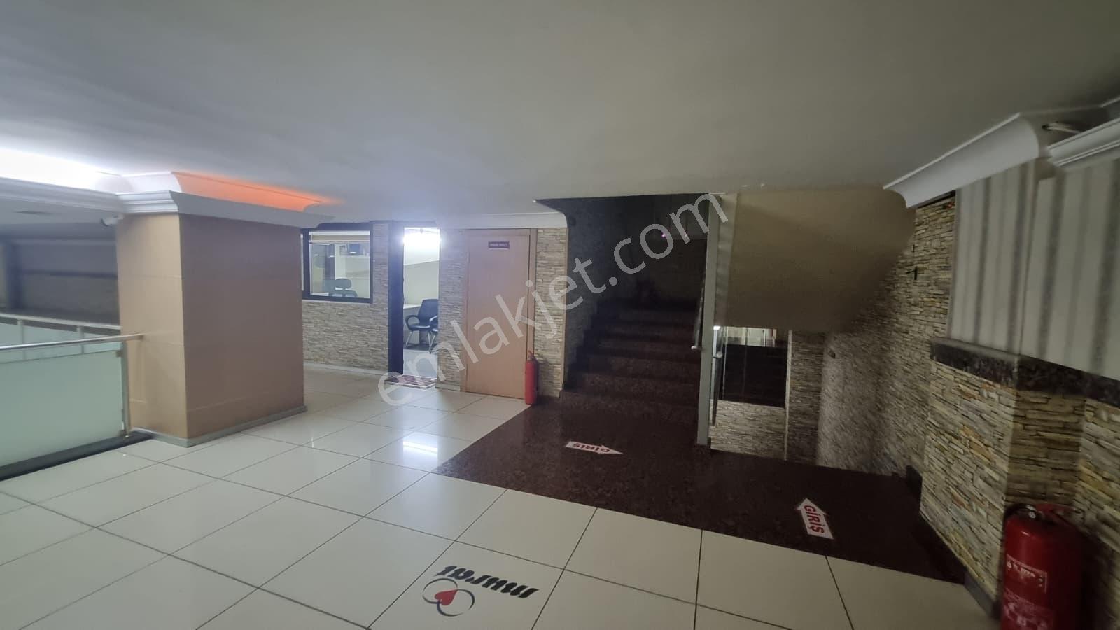 Sultan Selim Mahallesi 500 M2 Çok Amaçlı Kiralık Ticari Alan - Görsel 6