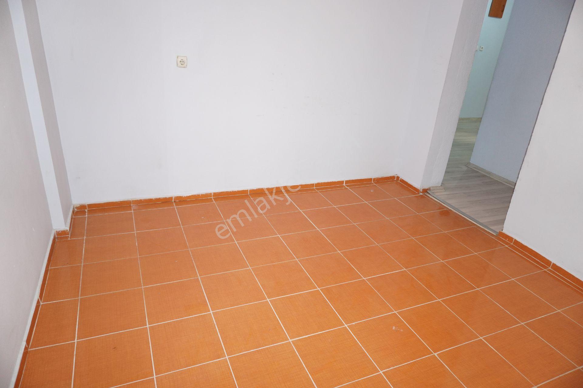 Menemen Asarlıkda Kiralık Geniş2+1 Bakımlı Balkonlu Çiğliserkan - Görsel 5