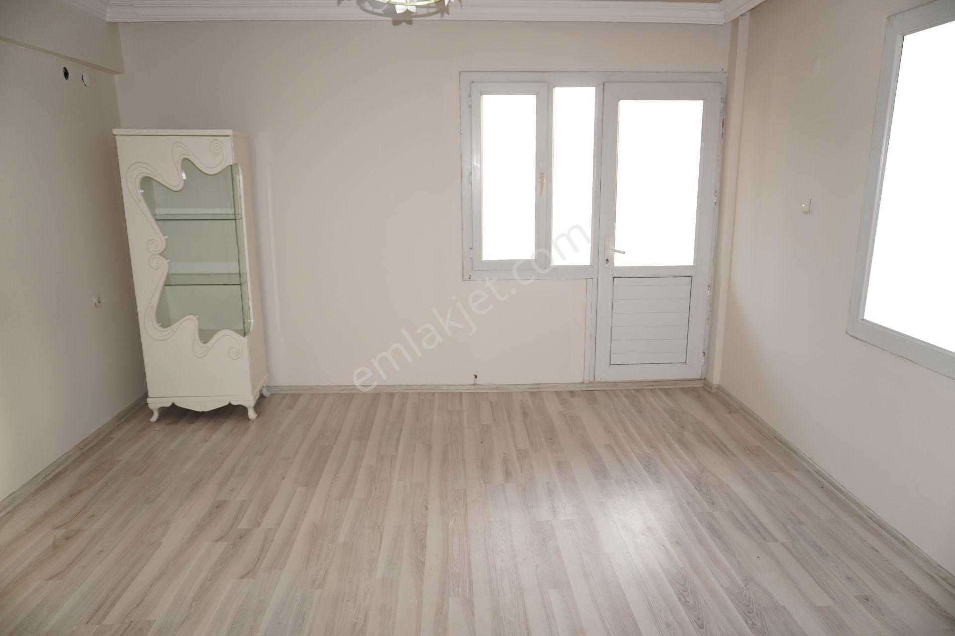 Menemen Asarlıkda Kiralık Geniş2+1 Bakımlı Balkonlu Çiğliserkan - Görsel 7