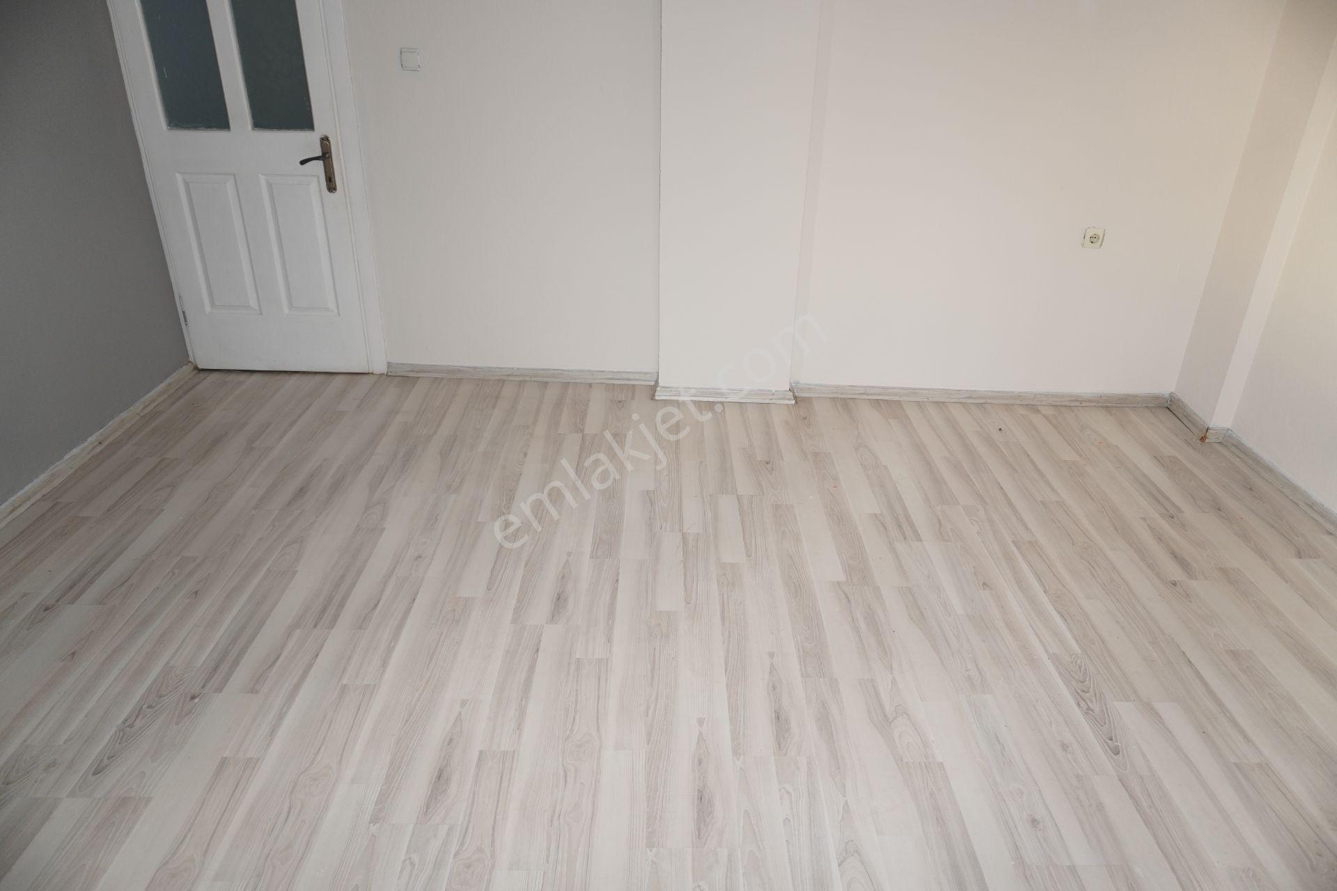Menemen Asarlıkda Kiralık Geniş2+1 Bakımlı Balkonlu Çiğliserkan - Görsel 12