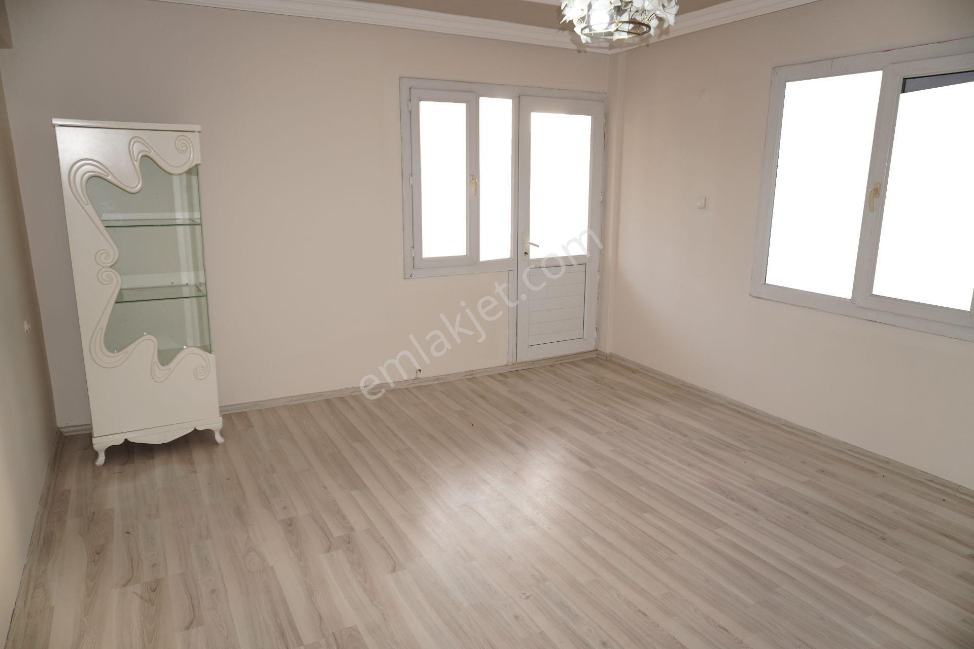 Menemen Asarlıkda Kiralık Geniş2+1 Bakımlı Balkonlu Çiğliserkan - Görsel 6