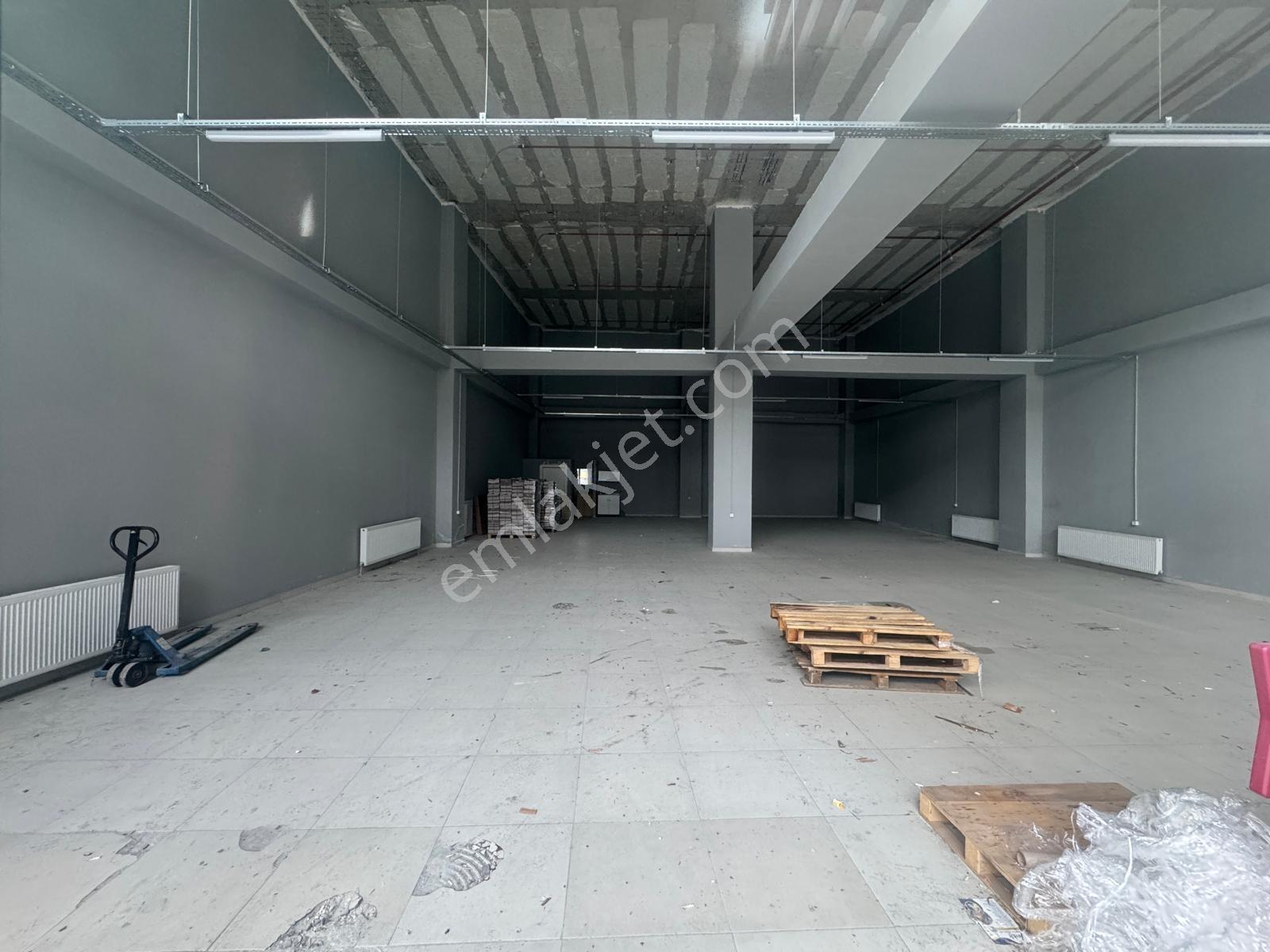 Biçen Plaza Ana Giriş Kısmında 500 M2 Ticari Çift Dükkan&mağaza - Görsel 20
